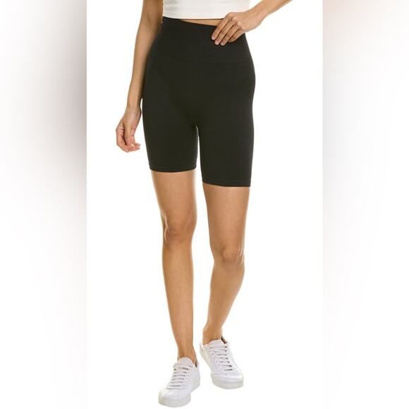 WeWoreWhat Women's Solid Biker Shorts Black Medium NWT - Picture 1 of 6